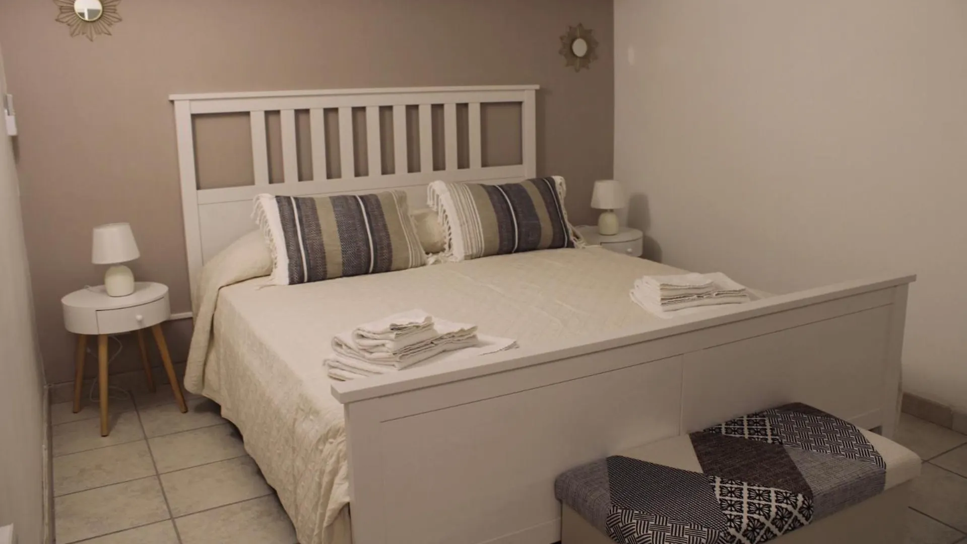 בית הארחה קטאניה Tulip Rooms